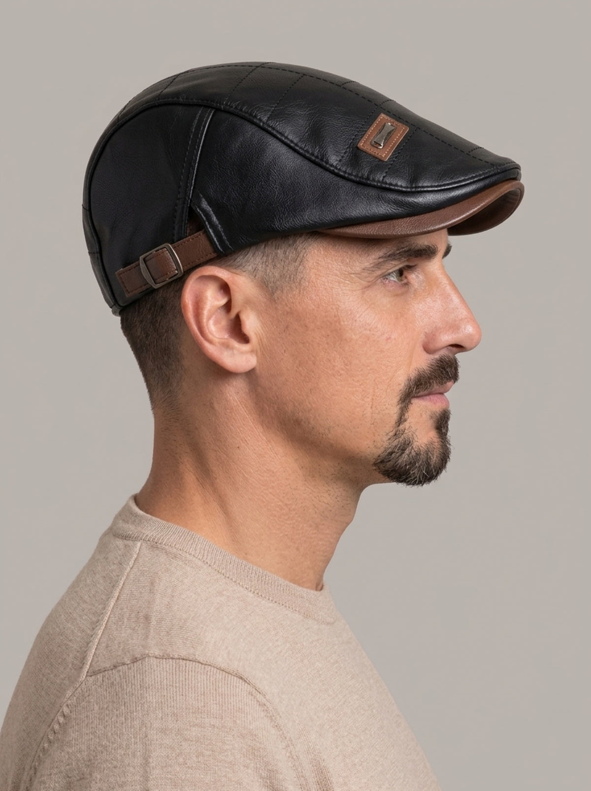 LEONARDO - Gorra plana piel™