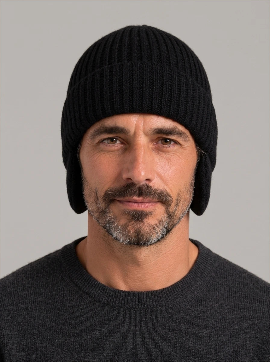 TITO - Gorro con orejeras puesto, de frente