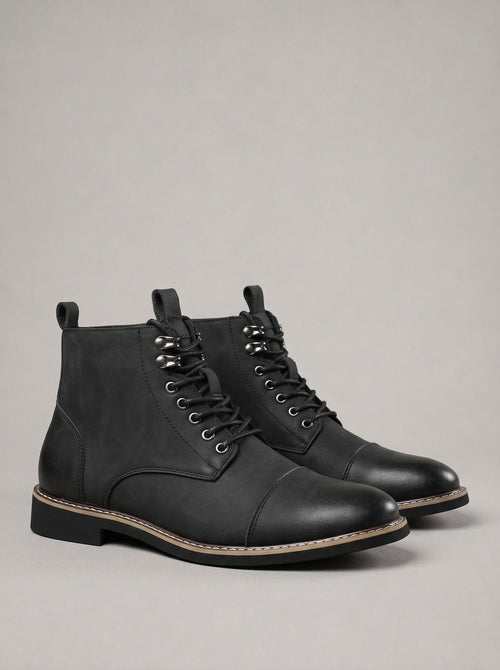 MIGUEL - Botines de piel con cordones™