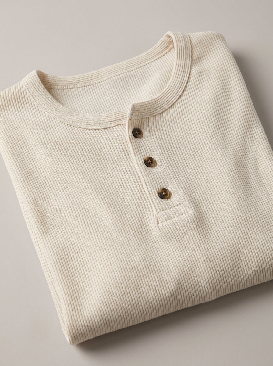 ÍÑIGO camiseta henley - detalle