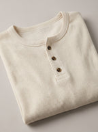ÍÑIGO camiseta henley - detalle