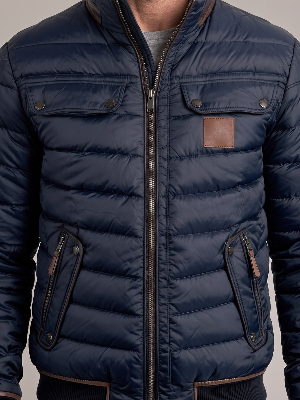 GABI chaqueta acolchada - detalle cuello y bolsillo
