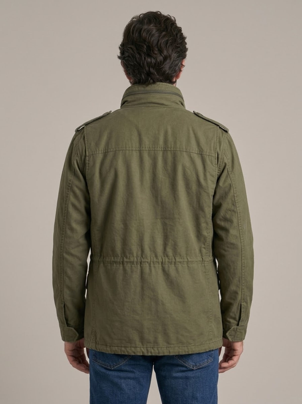 Chaqueta de campo Gerardo en verde militar, vista de espalda