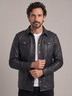 JUAN CRISTÓBAL chaqueta de piel con bolsillos negra - plano medio