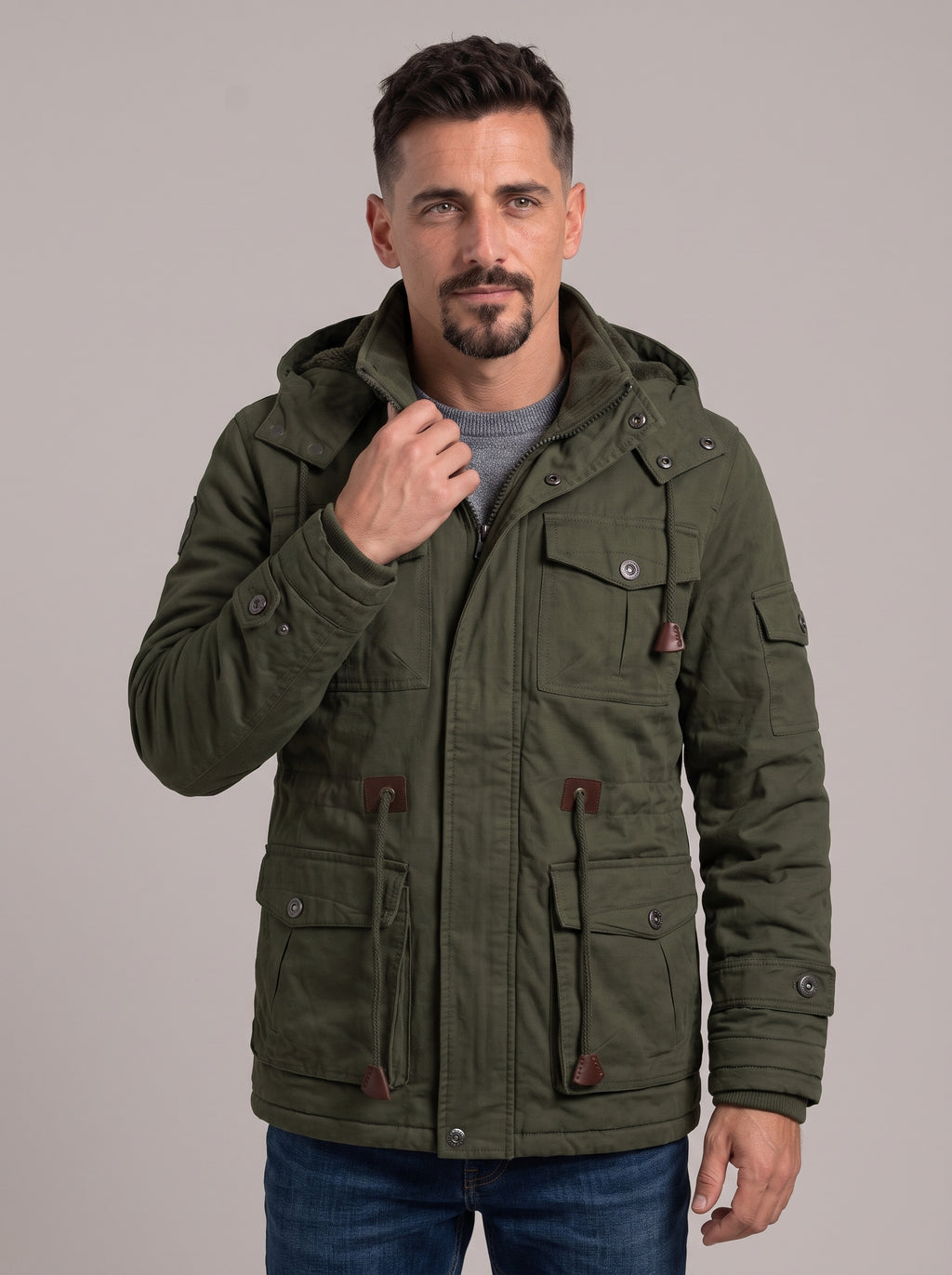 JOSÉ FERNANDO chaqueta con capucha forrada verde oscuro - frente
