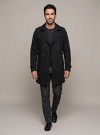 Look completo con la gabardina JESÚS ALBERTO negra, cuerpo entero