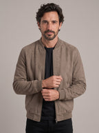 MAIKEL bomber efecto ante - plano medio