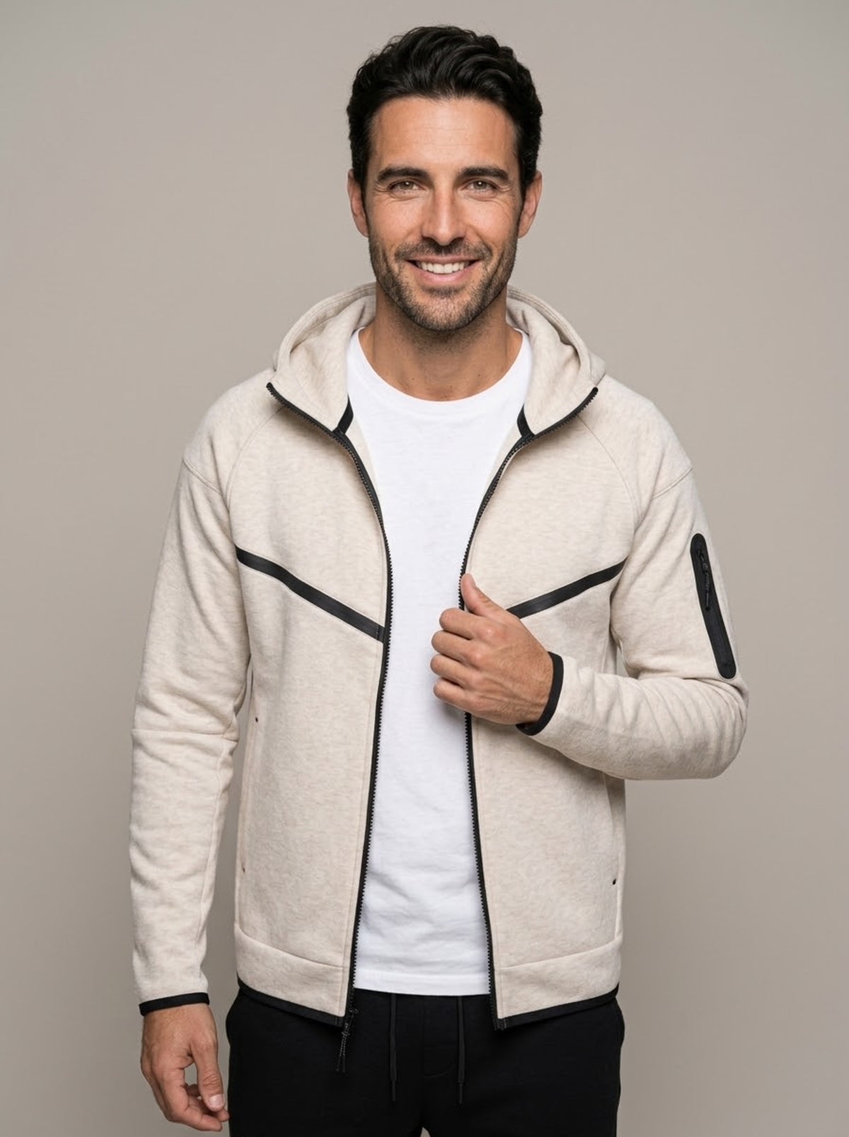 CÉSAR - Chaqueta deportiva con capucha y cremallera de estilo técnico™