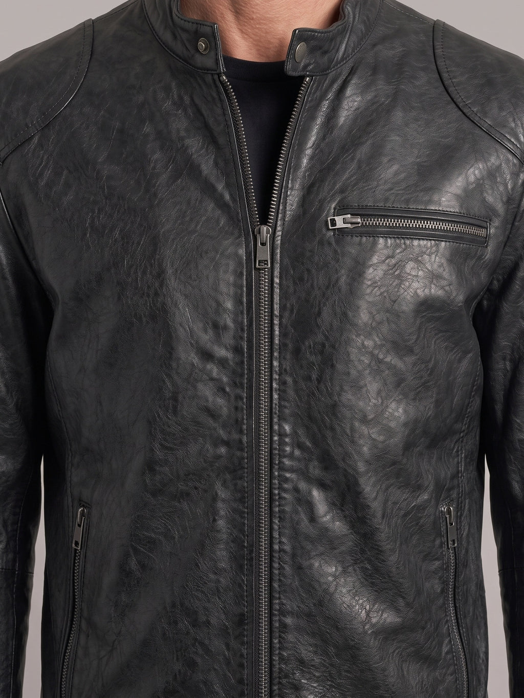 RAÚL biker - detalle