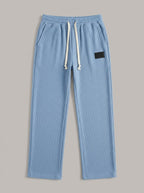 TOMÁS pantalón gofrado azul cielo