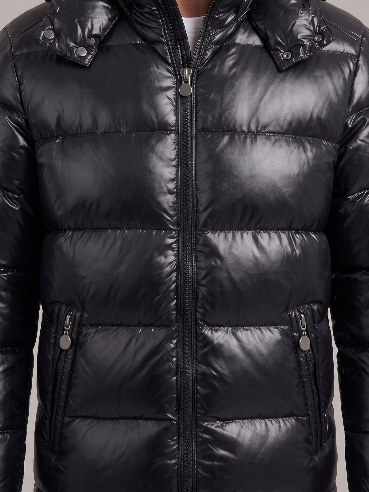 RUBÉN chaqueta plumas brillante - detalle
